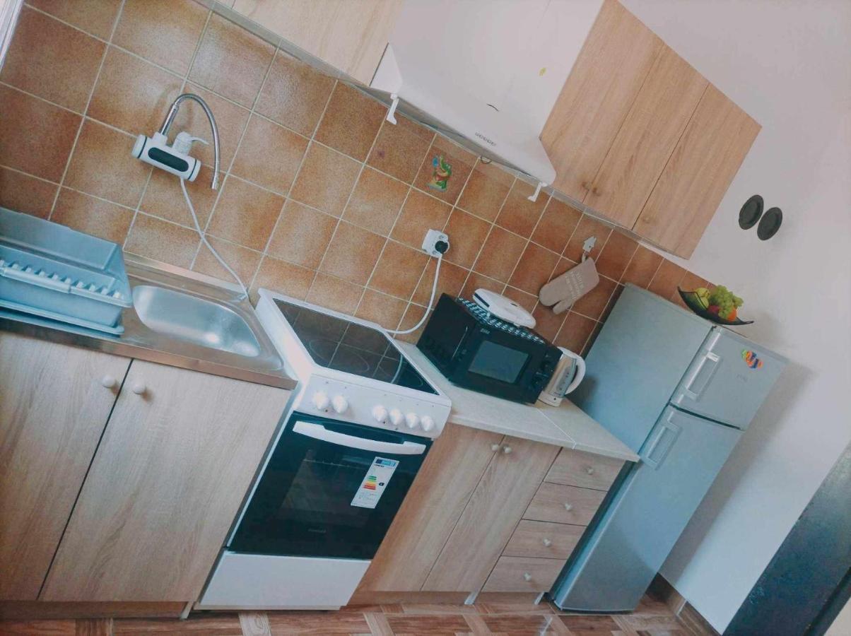 Apartman Mr Potpićan Eksteriør billede